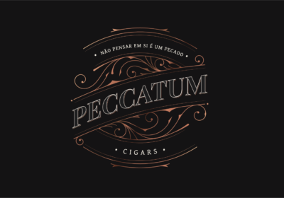 peccatum-cigars-fundo-preto-com-slogan